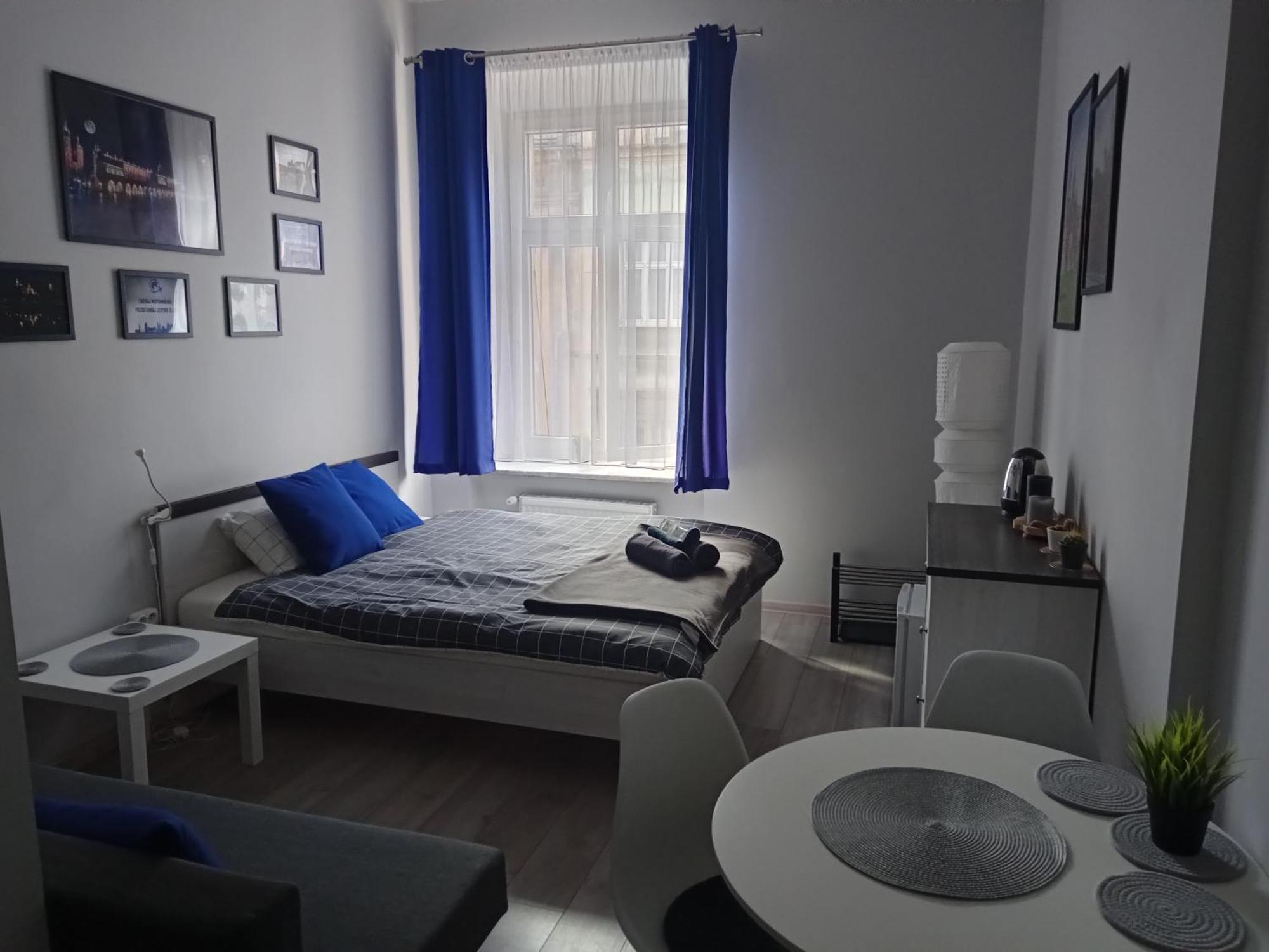 Discover Cracow Aparthostel クラクフ エクステリア 写真